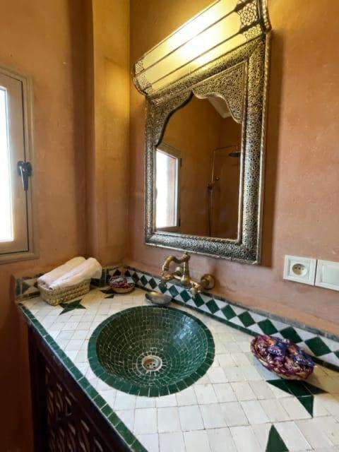 Riad Belvedere Ouzina Экстерьер фото